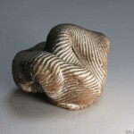 Sculpture à deux mains<br />15 x 15 x 12 cm Sculpture à deux mains